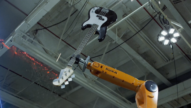 Photo of #видео дня | Музыкальная группа, состоящая из промышленных роботов