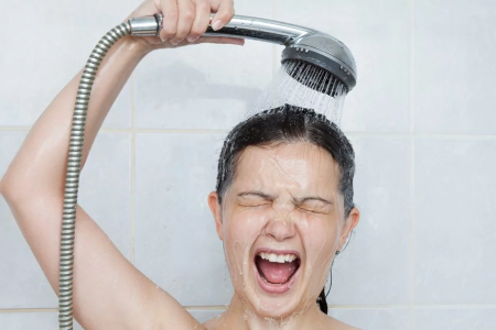 Photo of Почему мыться вредно для здоровья?