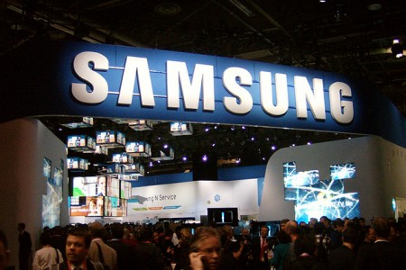 Photo of Samsung покажет 85-дюймовую панель UHD TV