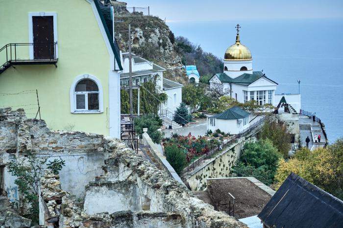 Севастополь: сезон, межсезонье и «несезон»