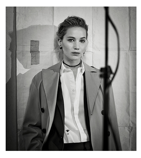 Под вспышками камер: Дженнифер Лоуренс в новой рекламной кампании Dior
