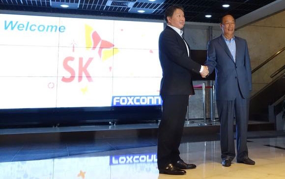 Photo of Foxconn кооперируется с SK Group: новые рынки и новые возможности»