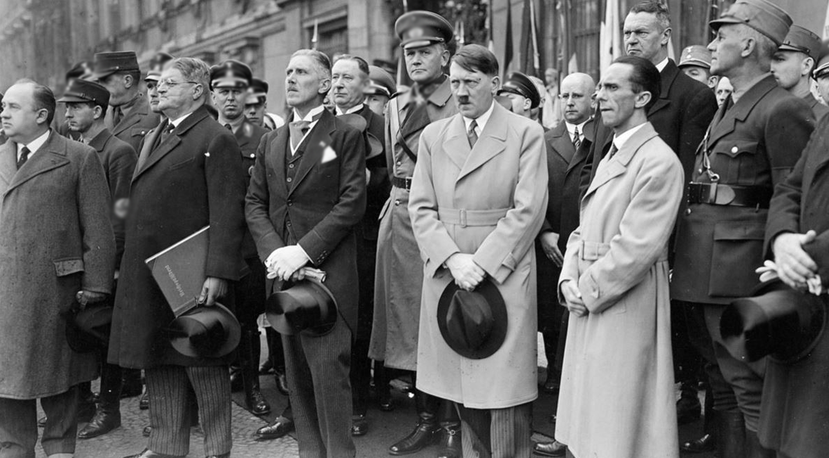 Photo of Конец теориям заговора: Гитлер точно умер в 1945