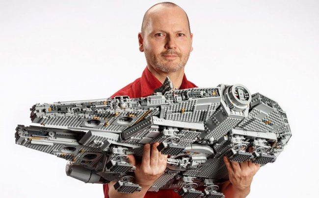 Photo of LEGO анонсировала модель «Тысячелетнего сокола» за 800 долларов
