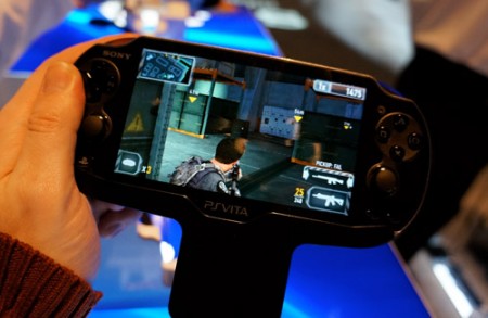 Photo of В GameStop  появились демо-версии PS Vita