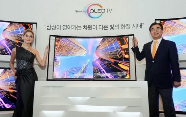 Photo of Samsung начала продажу изогнутых OLED-телевизоров