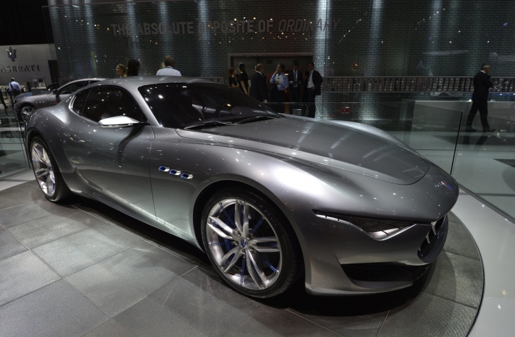 Photo of Fiat Chrysler запустит более 30 новых моделей гибридов и электромобилей к 2022 году»