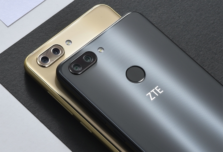 Photo of ZTE откажется от фирменного UI в пользу «чистого» Android»