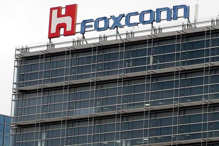 Photo of Foxconn собирается стать разработчиком чипов на архитектуре ARM»