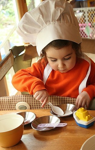 Photo of Маленький ребенок — на кухне! SOS!
