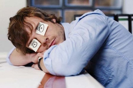 Photo of Эксперты рассказали о том, почему люди постоянно хотим спать