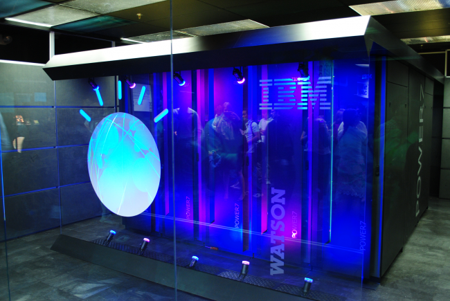 Photo of IBM несет искусственный интеллект в массы