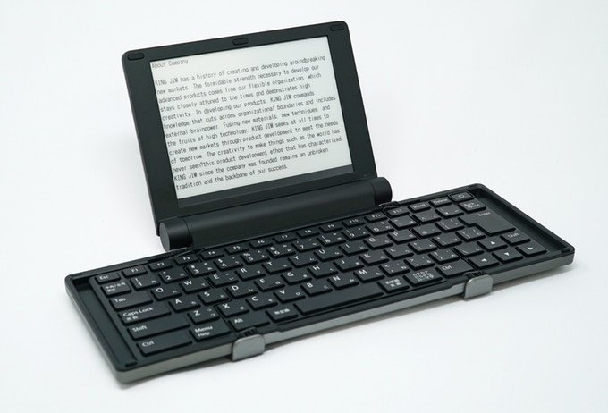 Photo of Представлена цифровая пишущая машинка с экраном E Ink»