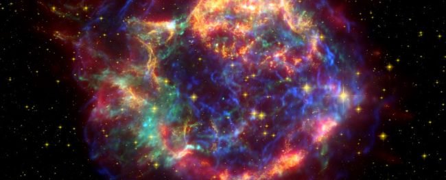 Photo of Обнаружена крайне необычная сверхновая, взорвавшаяся дважды