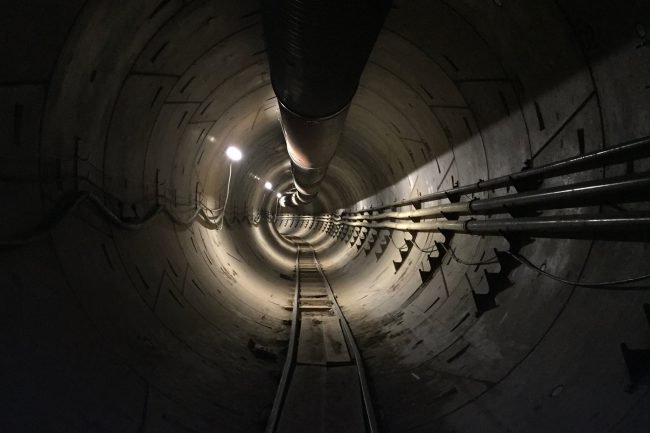 Photo of Поездки через подземный туннель Илона Маска будут бесплатными