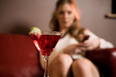 Photo of Почему женщинам стоит отказаться от алкоголя?