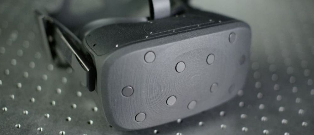 Photo of Oculus показала VR-гарнитуру с обзором в 140 градусов и подвижным дисплеем