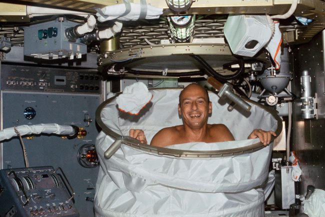 Photo of В России ведется разработка сауны и стиральной машинки для космонавтов