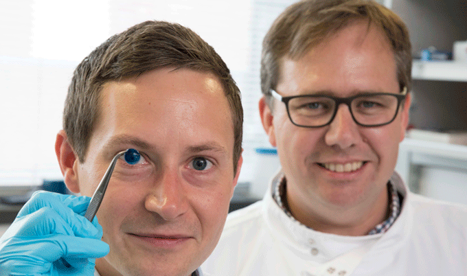 Photo of Ученые впервые создали роговицу человеческого глаза  с помощью 3D-принтера»