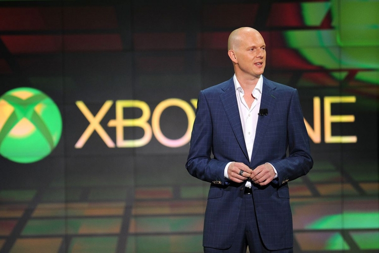 Photo of Бывший топ-менеджер PlayStation и Xbox Фил Харрисон перешёл в Google»