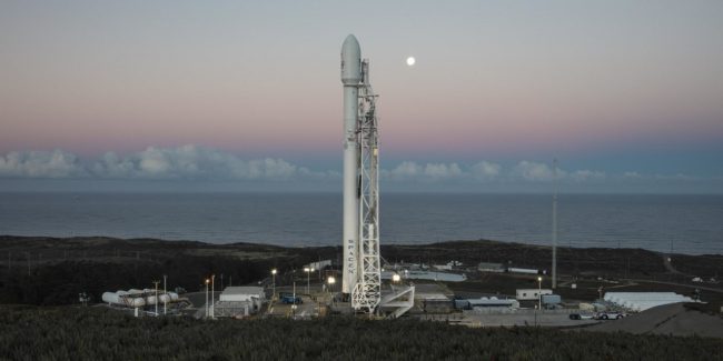 Photo of SpaceX попробует поймать часть своей ракеты с помощью гигантской сети