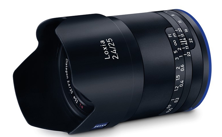 Photo of Zeiss Loxia 2.4