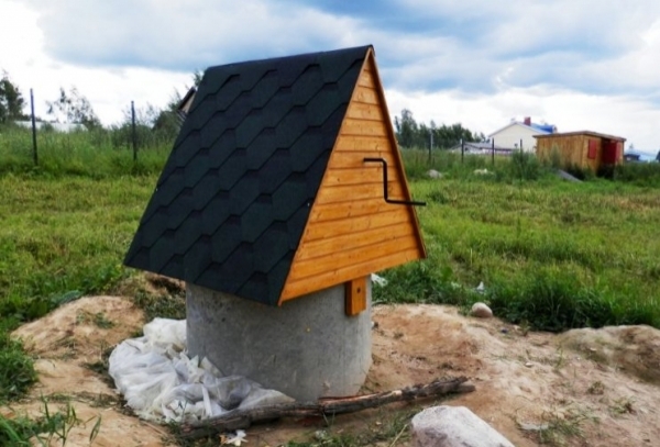 Photo of Как самостоятельно построить домик для колодца