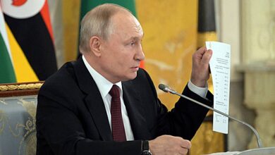 Photo of Политолог раскрыл значение демонстрации Путиным договора по Украине