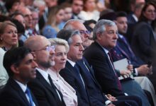 Photo of Песков обвинил Запад в давлении на Украину
